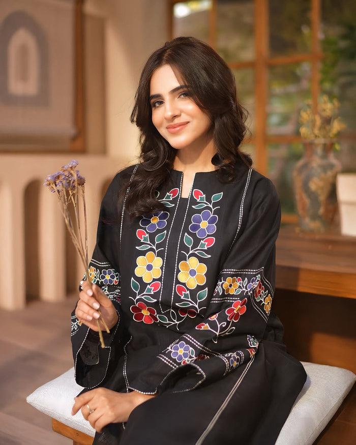 URGE Summer 2PC Lawn Suit Design 6