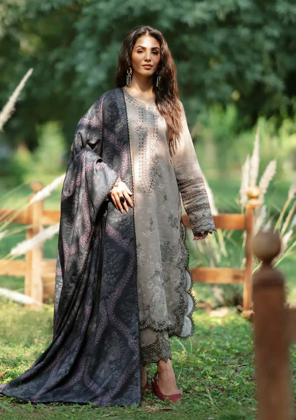 IZNIK Lawn Masterpiece Image 1
