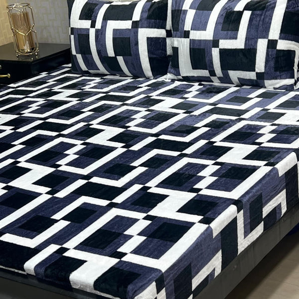 New Arrival – 3pc Fleece Bedsheet Set | Design 6 | King Size Double Bed 🌹