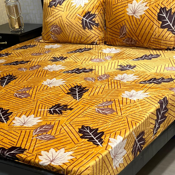 New Arrival – 3pc Fleece Bedsheet Set | Design 2 | King Size Double Bed 🌹