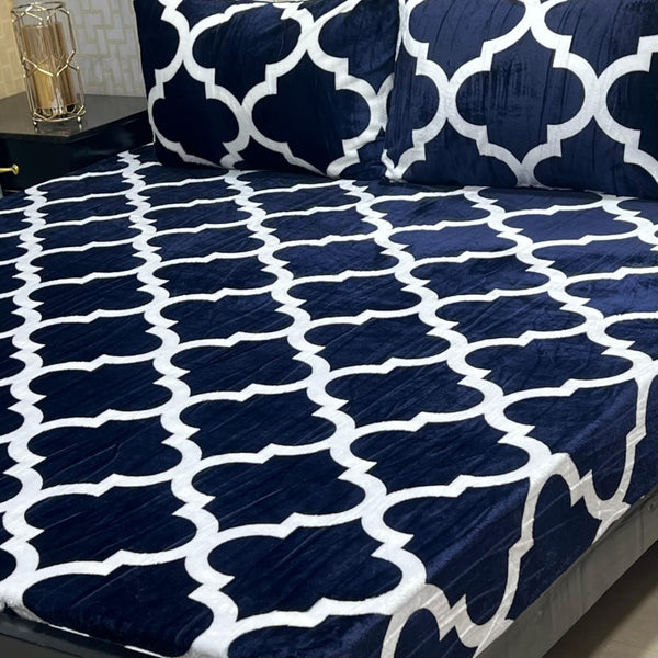 New Arrival – 3pc Fleece Bedsheet Set | Design 4 | King Size Double Bed 🌹